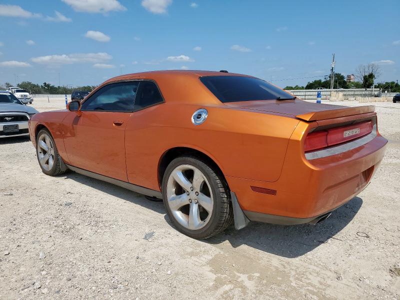 2B3CJ5DTXBH589991 - 2011 DODGE CHALLENGER R/T ORANGE photo 2