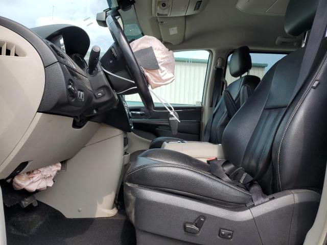 2C4RC1CG8CR175989 - 2012 CHRYSLER TOWN & COU TOURING L SILVER photo 7