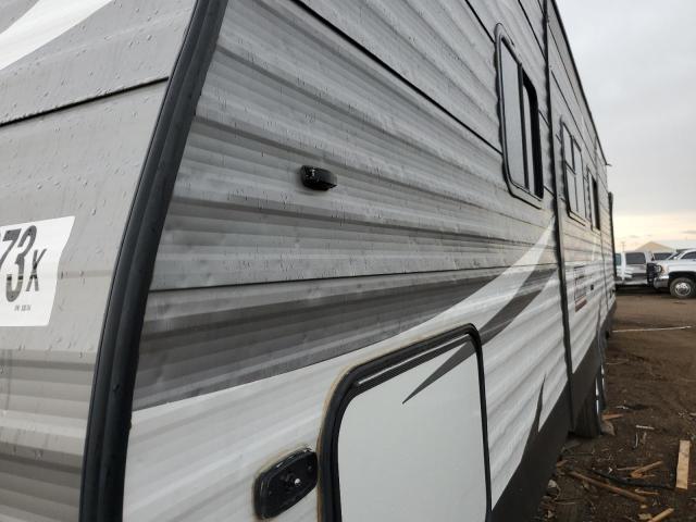 4YDT28527KY930754 - 2019 COLE CAMPER TWO TONE photo 9