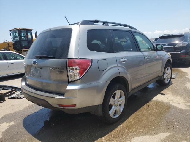 JF2SH63609H706468 - 2009 SUBARU FORESTER 2.5X PREMIUM SILVER photo 3