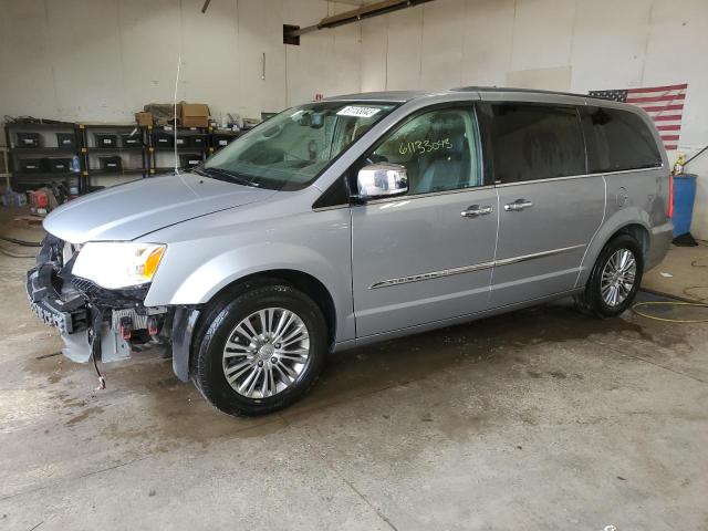 2C4RC1CG7DR745465 - 2013 CHRYSLER TOWN & COU TOURING L SILVER photo 1