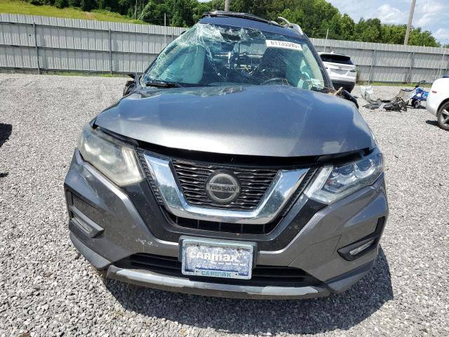 JN8AT2MV9JW350470 - 2018 NISSAN ROGUE S ნაცრისფერი ფოტო 5