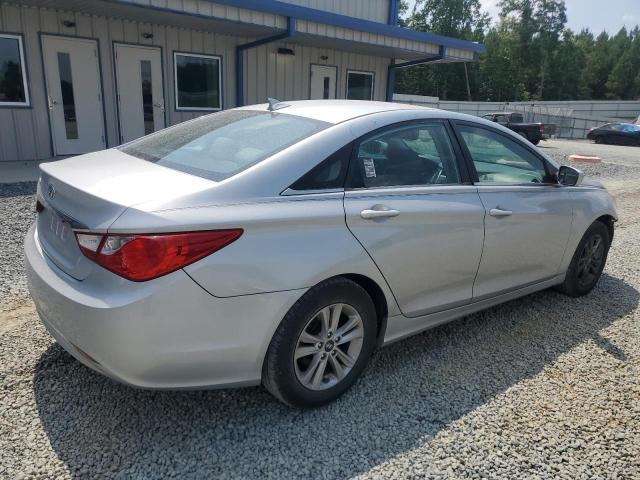 5NPEB4AC3DH693669 - 2013 HYUNDAI SONATA GLS SILVER photo 3