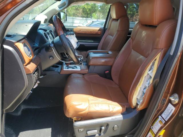 5TFAY5F14EX368030 - 2014 TOYOTA TUNDRA CREWMAX PLATINUM BROWN photo 7