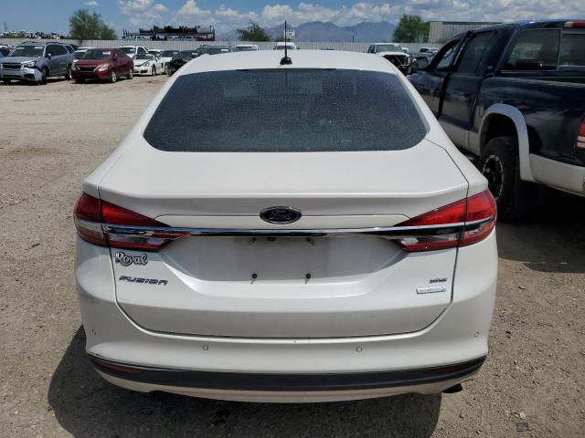 3FA6P0HD6JR204872 - 2018 FORD FUSION SE WHITE photo 6