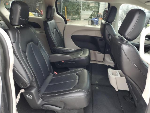 2C4RC1BG7PR580958 - 2023 CHRYSLER PACIFICA TOURING L GRAY photo 11