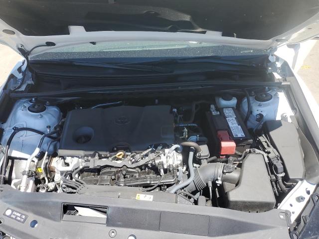 4T1T11AK2PU742317 - 2023 TOYOTA CAMRY SE NIGHT SHADE WHITE photo 11