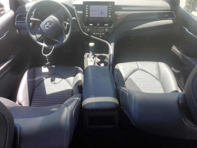 4T1T11AK2PU742317 - 2023 TOYOTA CAMRY SE NIGHT SHADE WHITE photo 8