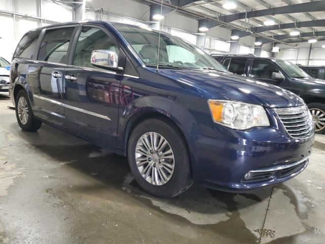 2C4RC1CG1GR215514 - 2016 CHRYSLER TOWN & COU TOURING L BLUE photo 4