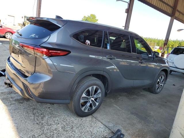 5TDGZRAH9NS140145 - 2022 TOYOTA HIGHLANDER XLE GRAY photo 3