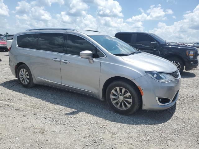 2C4RC1BGXJR189018 - 2018 CHRYSLER PACIFICA TOURING L SILVER photo 4