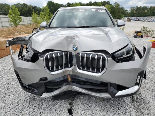 WBX73EF04R5Z43389 - 2024 BMW X1 XDRIVE28I GRAY photo 5