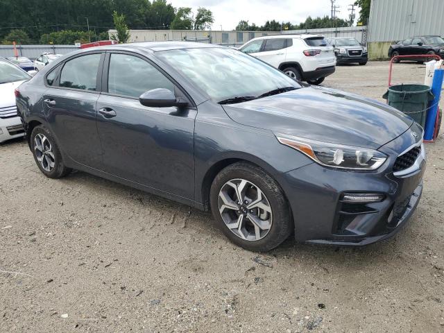 3KPF24AD0ME391953 - 2021 KIA FORTE FE GRAY photo 4