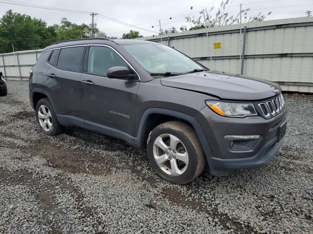 3C4NJDBB2JT114787 - 2018 JEEP COMPASS LATITUDE Boz foto 4