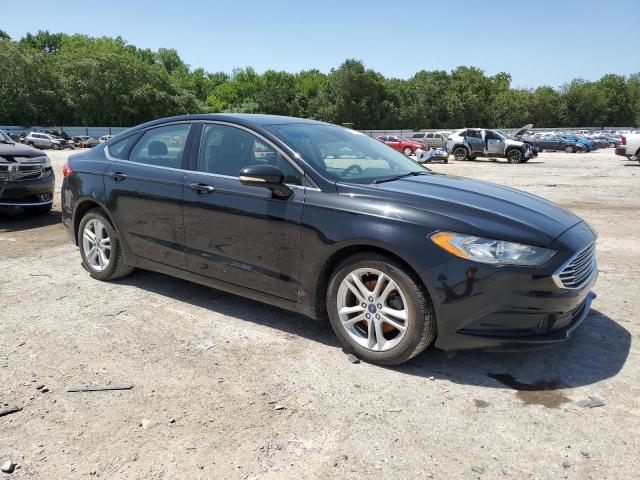 3FA6P0HD0JR189169 - 2018 FORD FUSION SE BLACK photo 4