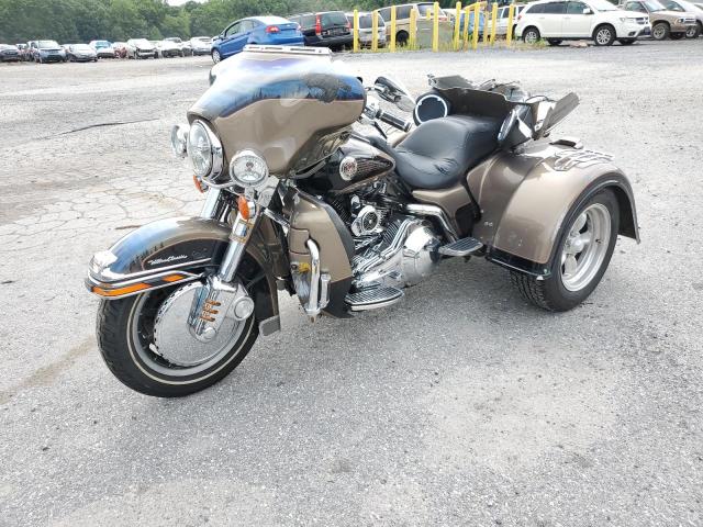 1HD1FCW1X4Y633048 - 2004 HARLEY-DAVIDSON FLHTCUI 金色 照片 2