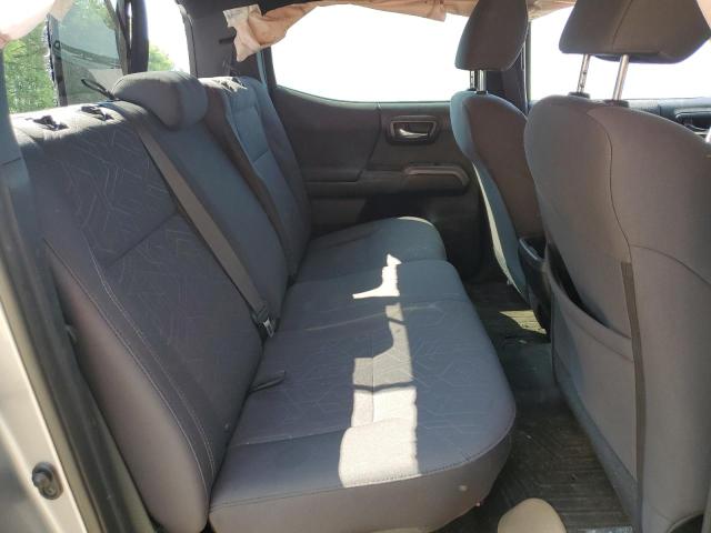 5TFDZ5BN7HX023744 - 2017 TOYOTA TACOMA DOUBLE CAB ვერცხლისფერი ფოტო 10
