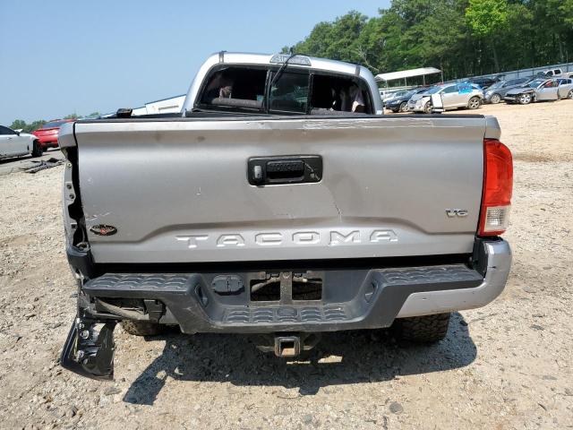 5TFDZ5BN7HX023744 - 2017 TOYOTA TACOMA DOUBLE CAB ვერცხლისფერი ფოტო 6
