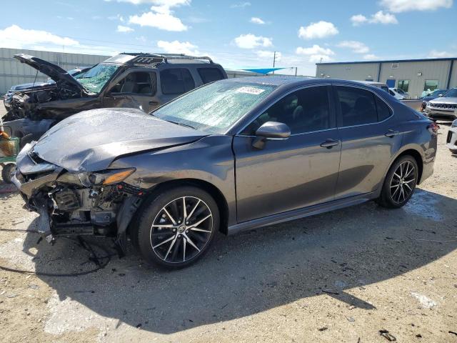 4T1T11AKXRU865916 - 2024 TOYOTA CAMRY SE NIGHT SHADE GRAY photo 1