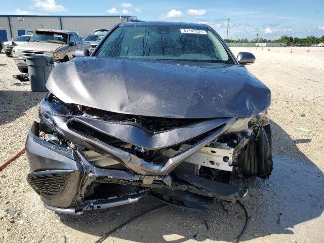 4T1T11AKXRU865916 - 2024 TOYOTA CAMRY SE NIGHT SHADE GRAY photo 5