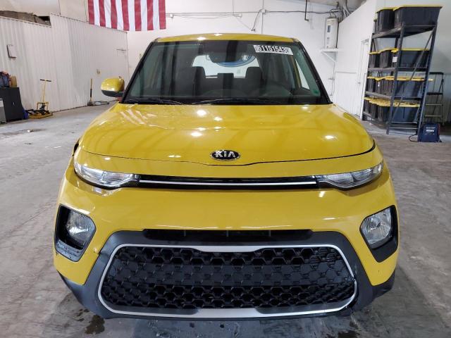 KNDJ23AU4L7100518 - 2020 KIA SOUL LX YELLOW photo 5