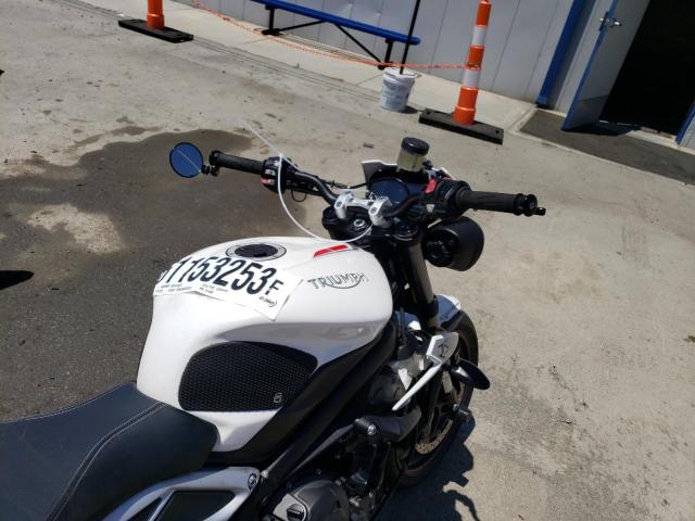 SMTA464S3KT913538 - 2019 TRIUMPH MOTORCYCLE STREET TRI RS WHITE photo 5