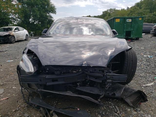 5YJSA1E21JF273862 - 2018 TESLA MODEL S Մոխրագույն լուսանկար 5