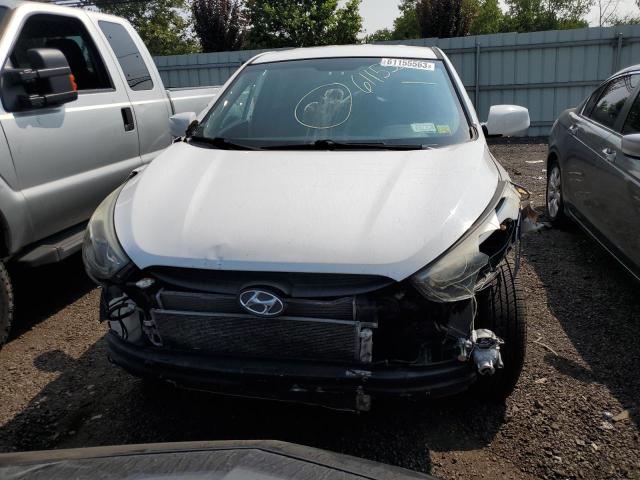 KM8JTCAFXFU985484 - 2015 HYUNDAI TUCSON GLS WHITE photo 5