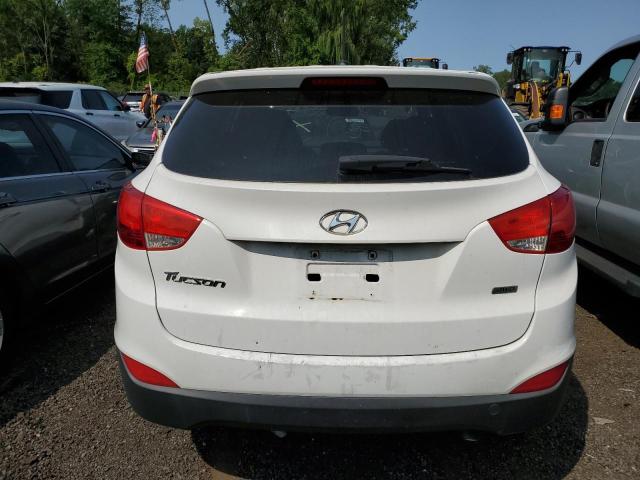 KM8JTCAFXFU985484 - 2015 HYUNDAI TUCSON GLS WHITE photo 6