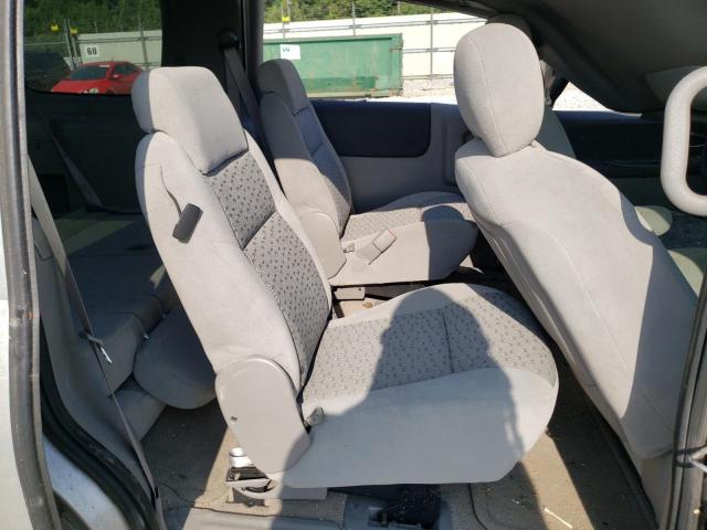 1GNDV23W98D201759 - 2008 CHEVROLET UPLANDER LS 银色 照片 11