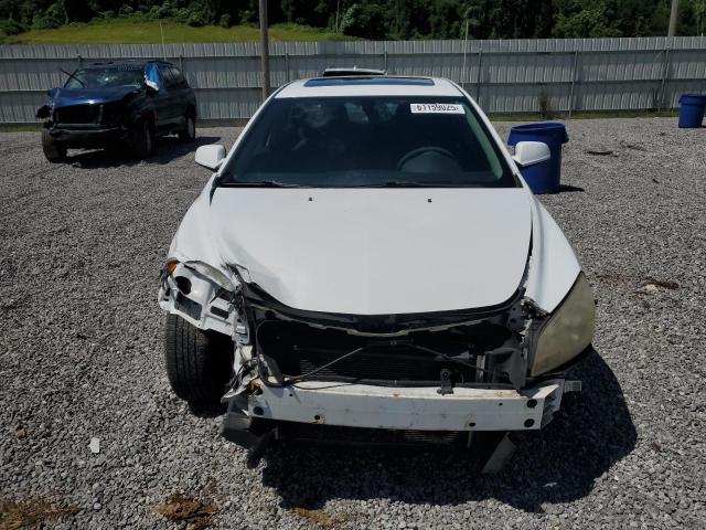 1G1ZC5EU7CF264477 - 2012 CHEVROLET MALIBU 1LT WHITE photo 5