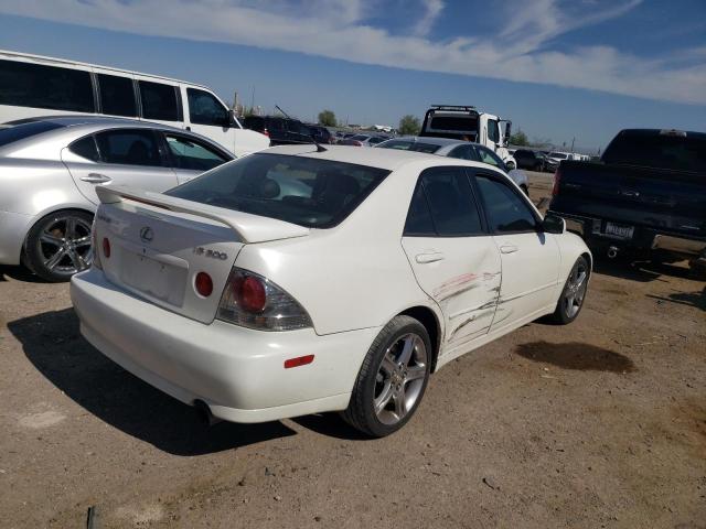 JTHBD192520051597 - 2002 LEXUS IS 300 WHITE photo 3