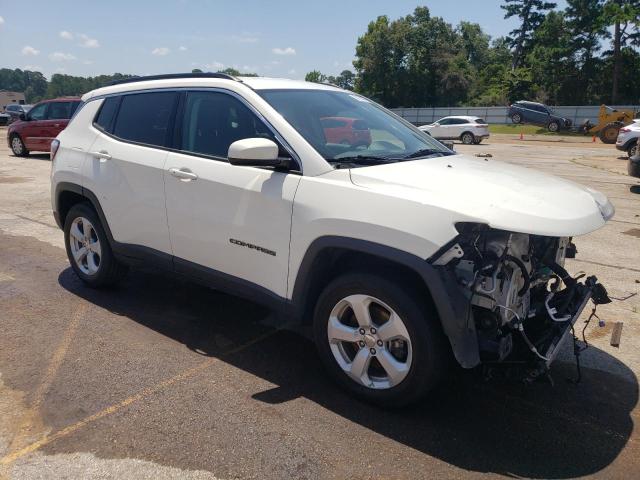 3C4NJCBB9JT194552 - 2018 JEEP COMPASS LATITUDE WHITE photo 4