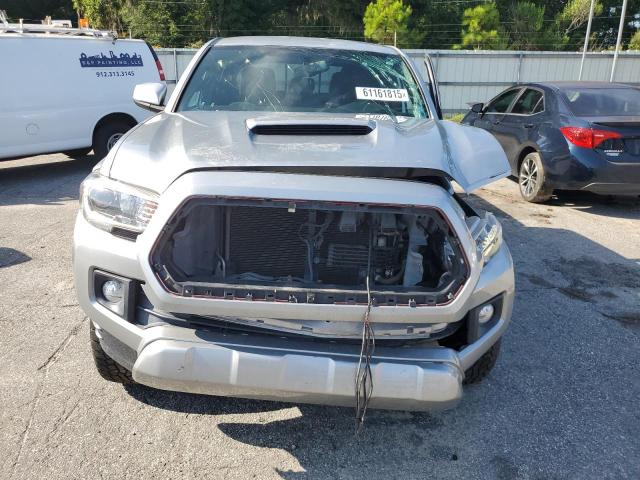 5TFAZ5CN4HX023461 - 2017 TOYOTA TACOMA DOUBLE CAB SILVER photo 5