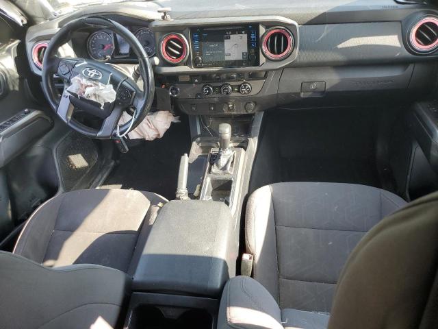 5TFAZ5CN4HX023461 - 2017 TOYOTA TACOMA DOUBLE CAB SILVER photo 8