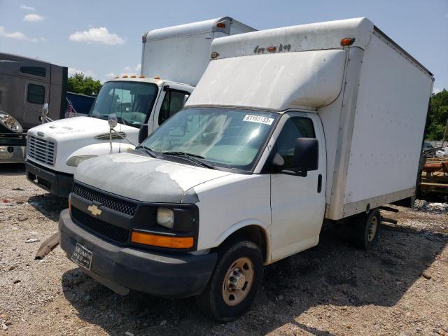 1GB3G2AG5A1158737 - 2010 CHEVROLET EXPRESS G3 WHITE photo 2