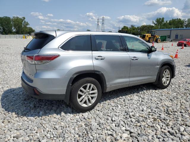 5TDBKRFH5FS076419 - 2015 TOYOTA HIGHLANDER LE SILVER photo 3