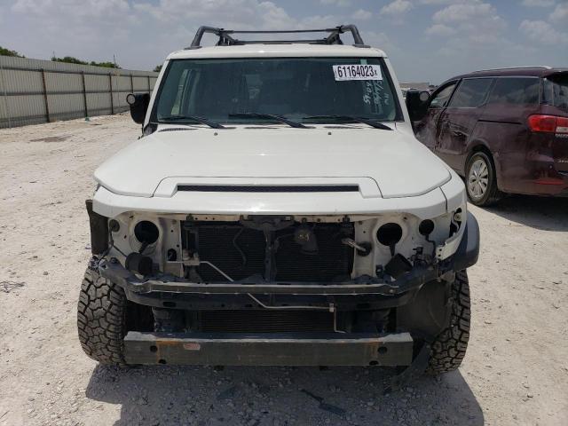 JTEBU11FX8K034741 - 2008 TOYOTA FJ CRUISER WHITE photo 5