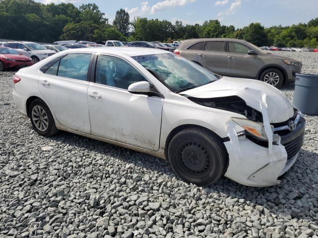 4T1BF1FK5GU503835 - 2016 TOYOTA CAMRY LE WHITE photo 4