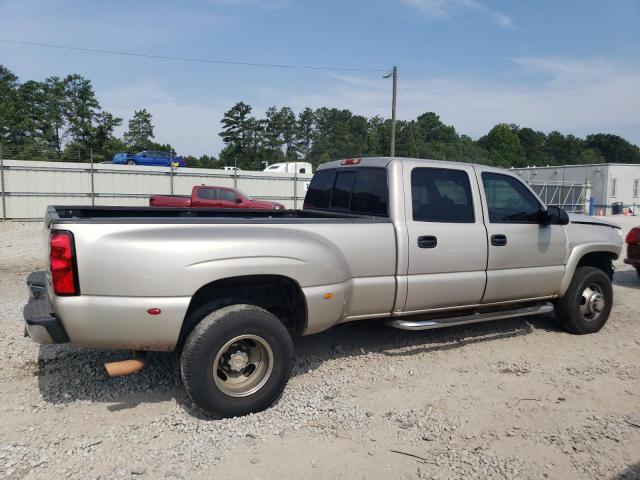 1GCJC33G95F874373 - 2005 CHEVROLET SILVERADO C3500 SILVER photo 3