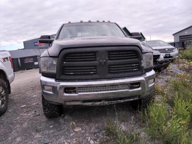 3C6UR5DL0DG527988 - 2013 RAM 2500 SLT შავი ფოტო 5