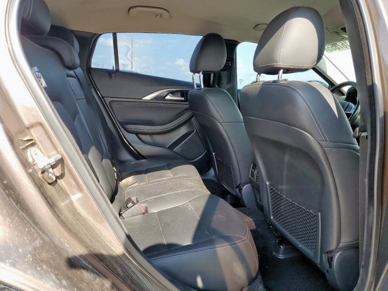 SJKCH5CP6HA038461 - 2017 INFINITI QX30 BASE BROWN photo 10