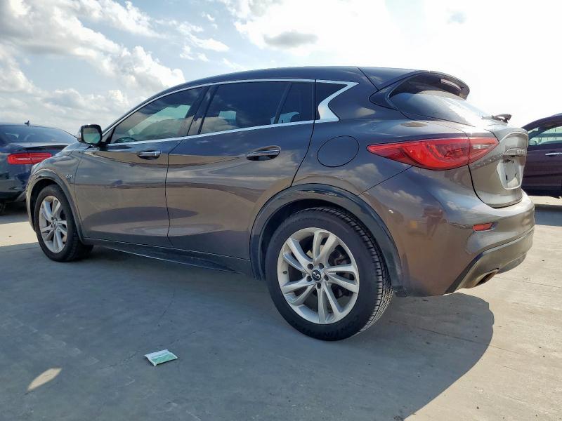 SJKCH5CP6HA038461 - 2017 INFINITI QX30 BASE BROWN photo 2