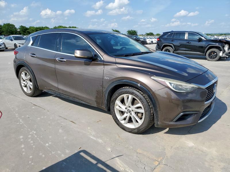 SJKCH5CP6HA038461 - 2017 INFINITI QX30 BASE BROWN photo 4