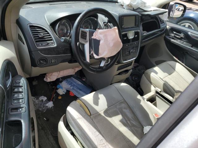 2A4RR8DG9BR780425 - 2011 CHRYSLER TOWN & COU TOURING L SILVER photo 8