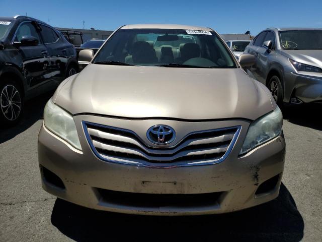 4T1BF3EK7AU028337 - 2010 TOYOTA CAMRY BASE GOLD photo 5