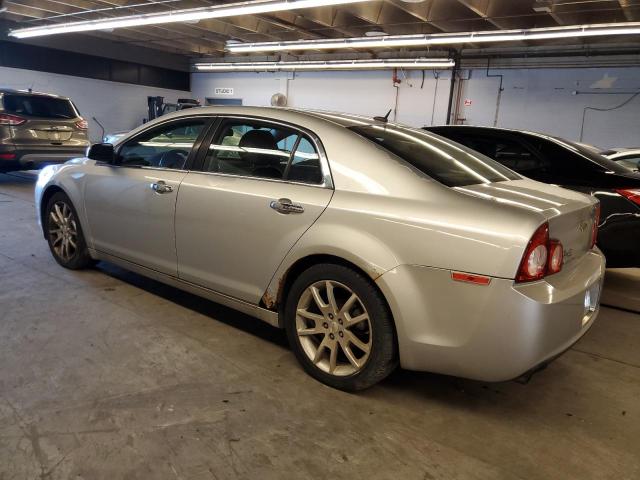 1G1ZE5E13BF122268 - 2011 CHEVROLET MALIBU LTZ ვერცხლისფერი ფოტო 2