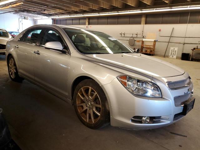 1G1ZE5E13BF122268 - 2011 CHEVROLET MALIBU LTZ ვერცხლისფერი ფოტო 4