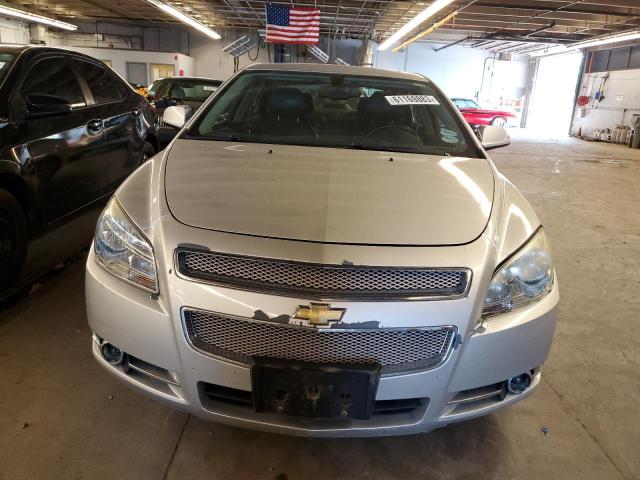 1G1ZE5E13BF122268 - 2011 CHEVROLET MALIBU LTZ ვერცხლისფერი ფოტო 5