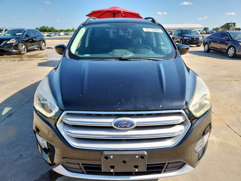 1FMCU0HD1JUB60256 - 2018 FORD ESCAPE SEL BLACK photo 5